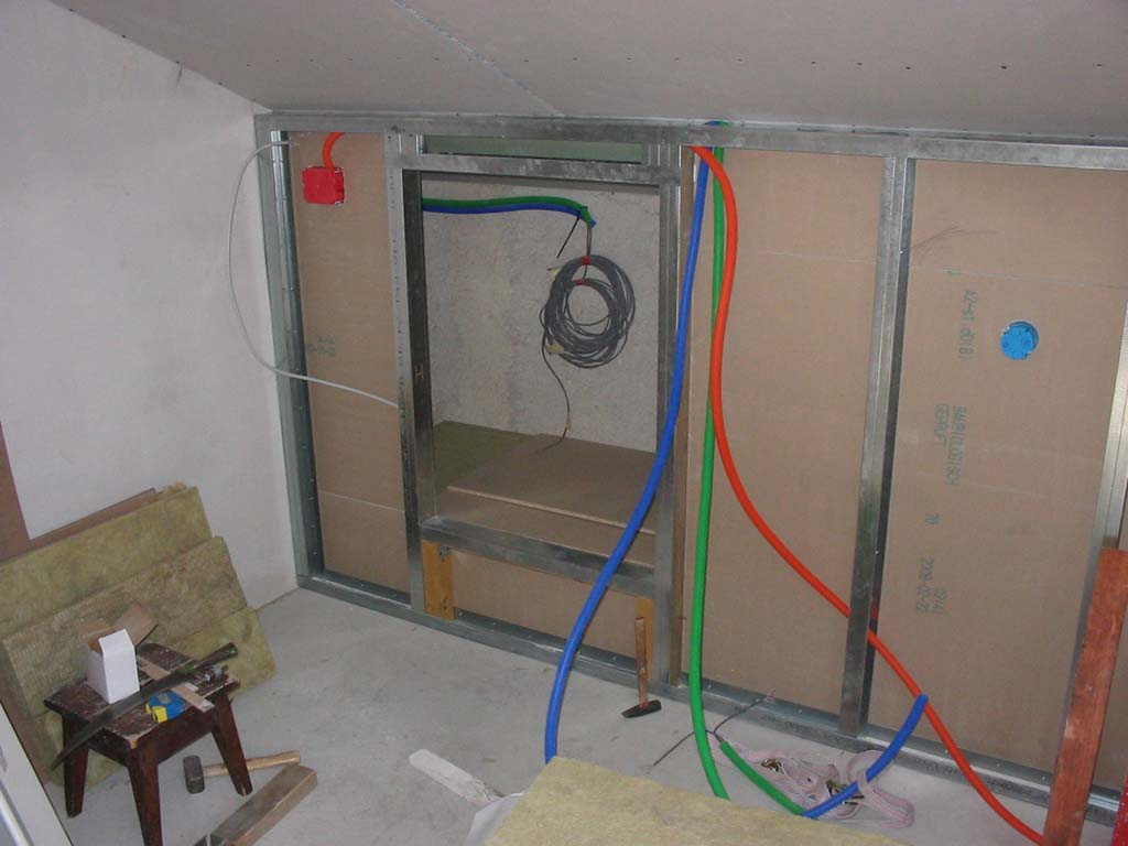 Predelna stena delavna soba